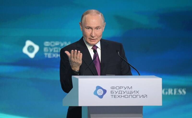 پوتین: در حال حرکت برای تولید قلب زنده و واکسن طول عمر هستیم