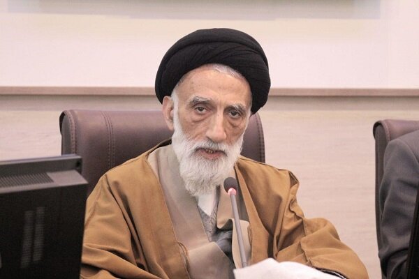 آیت‌الله موسوی اصفهانی:شجاعت و تدبیر مهم‌ترین صفات برای رهبر آینده است